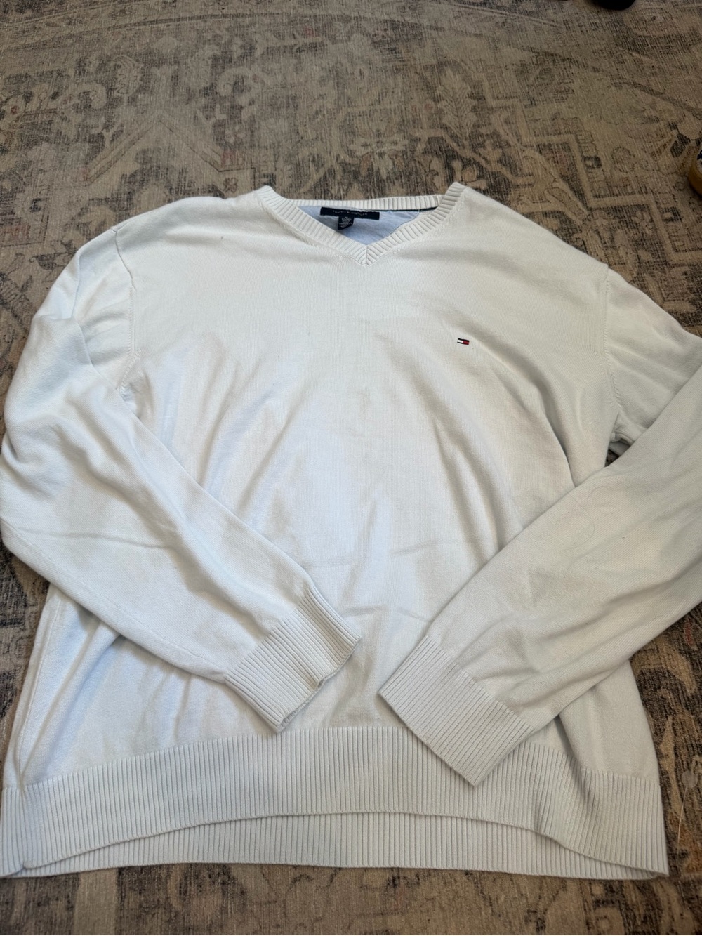 Tommy Hilfiger Men's V-Neck Sweater in White